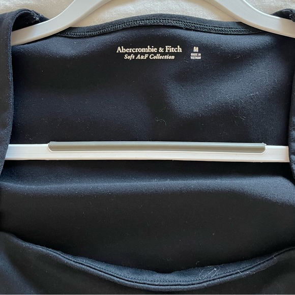 Abercrombie and Fitch Cotton Blend Seamless Body Suits - Picture 2 of 5